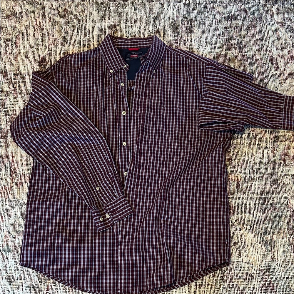 Wrangler Men's Plaid Shirt - Navy and Burgundy